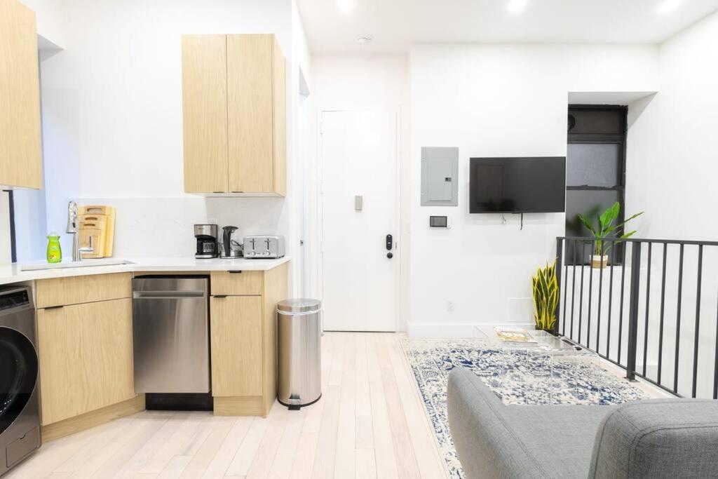 170-g 3br Duplex With Outdoor Space East Village Apartamento